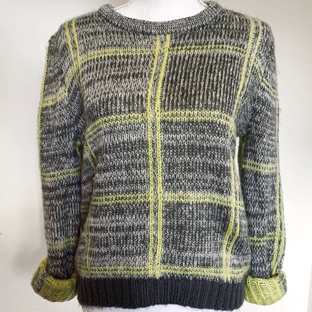 LUSH Grey White & Neon Yellow/Green Plaid Sweater Size Small